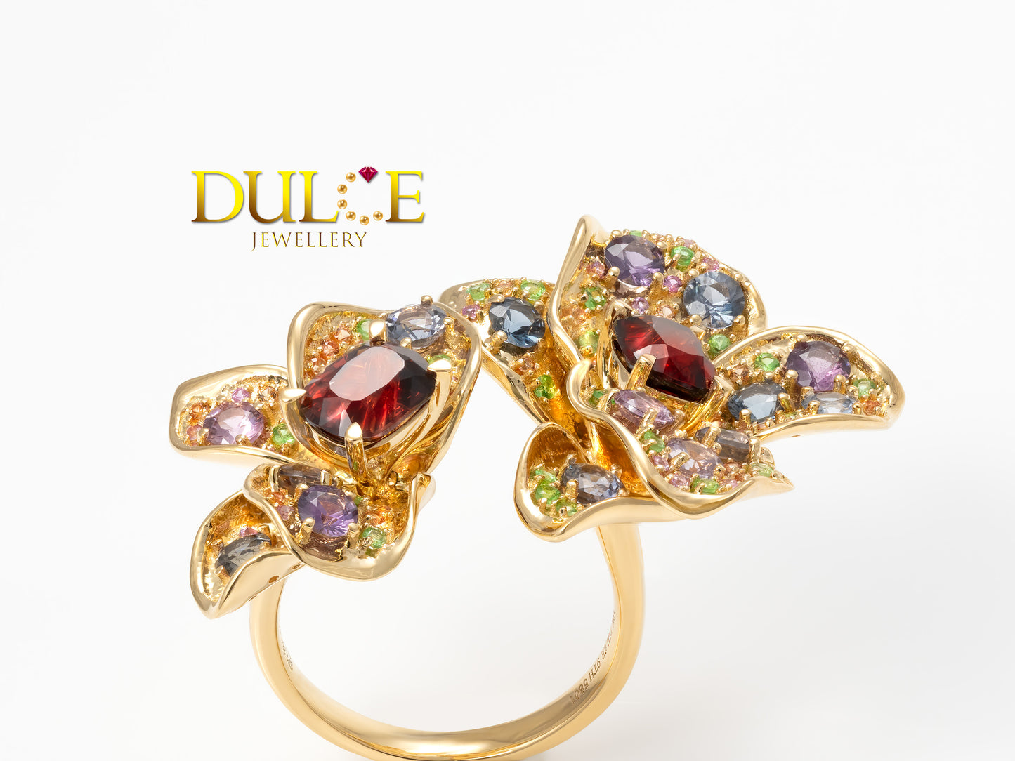 Rainbow color red spinel, elegant, vivid, vibrant, modern, elegant, fashionable, luxury, colourful ring