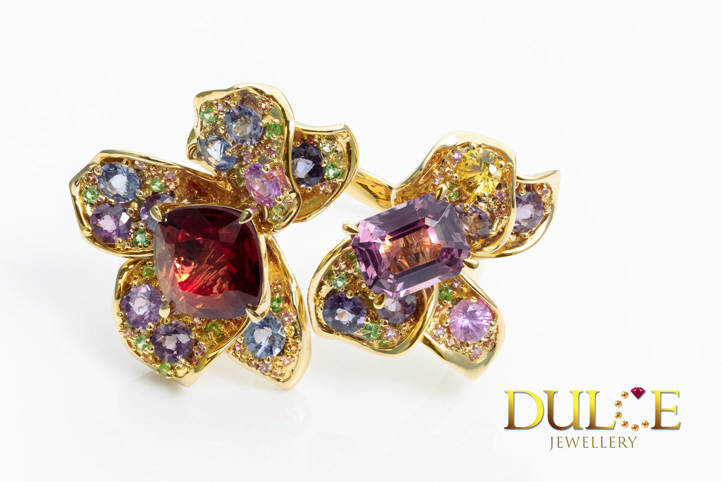 18K 金尖晶石、沙弗萊石、多色尖晶石和藍寶石戒指 (GRSP4766)