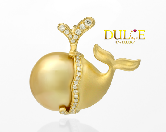 18K 金金色南洋珍珠鯨魚吊墜