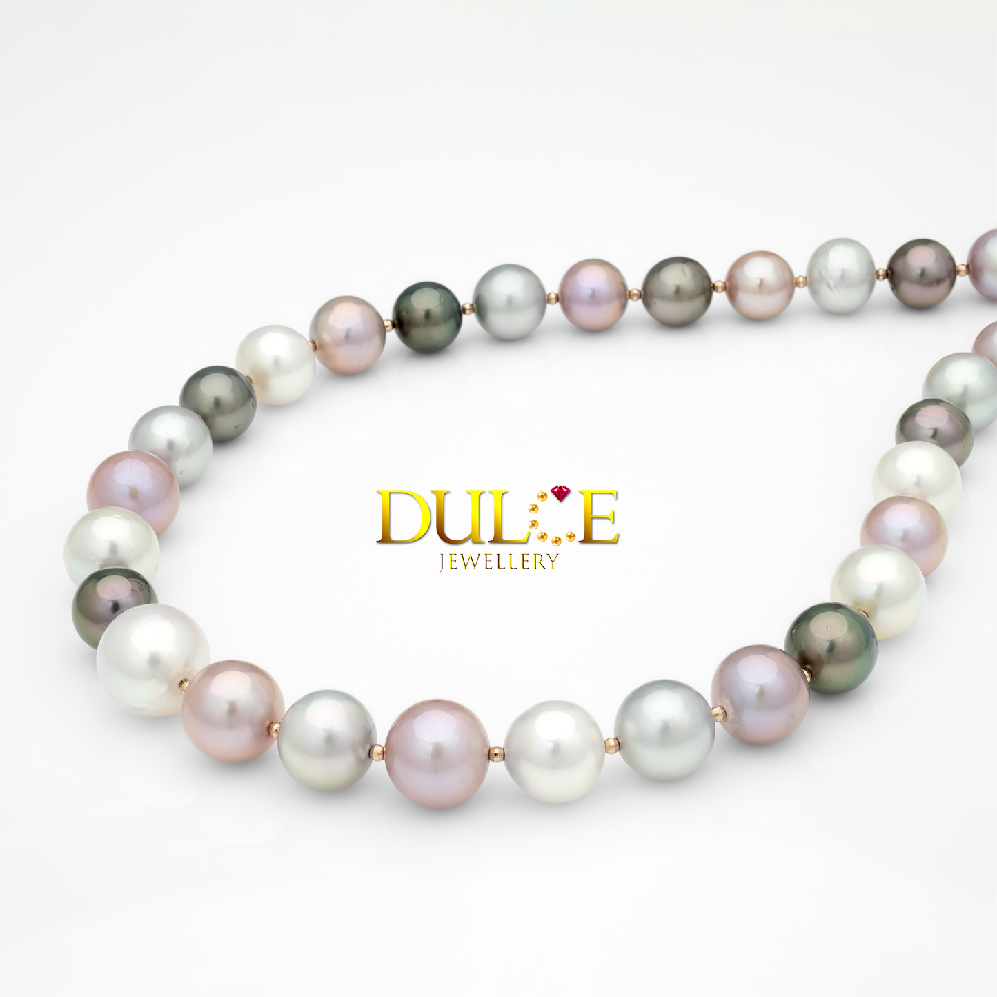 18K 白色南洋珍珠、淡水珍珠和大溪地珍珠項鍊