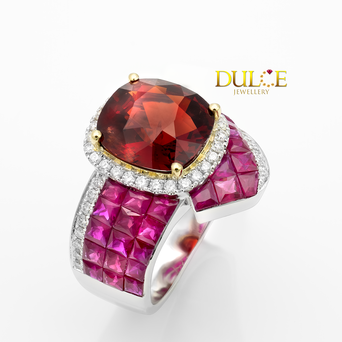 18K紅色尖晶石和紅寶石鑽石戒指