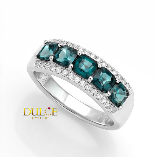 14K Green Spinel Diamond Ring