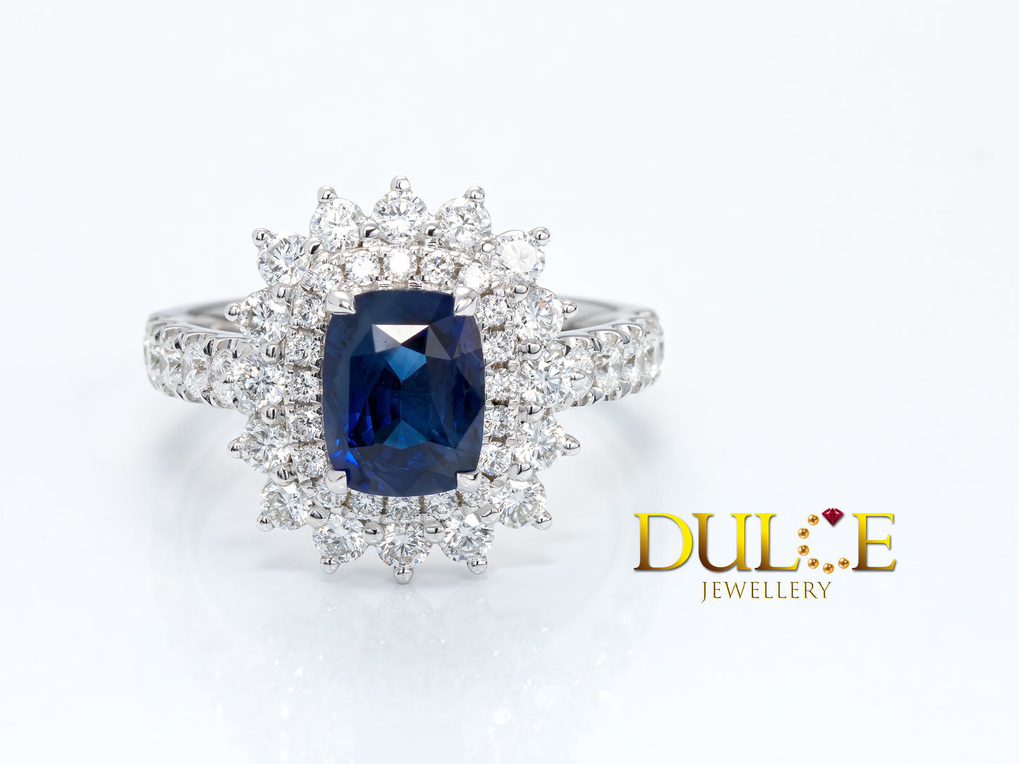 18K Gold Blue Sapphire Diamond Ring